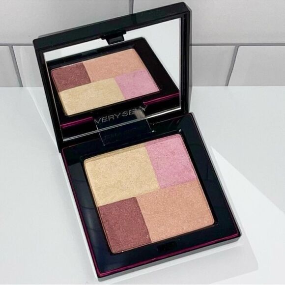 Victoria’s Secret Eye Candy Eyeshadow Quad - Picture 1 of 1